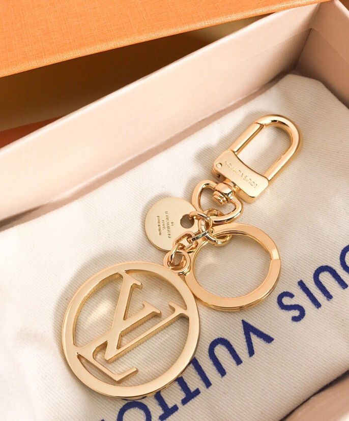 Louis Vuitton LV Circle Bag Charm & Key Holder M68000 Golden