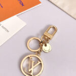 Louis Vuitton LV Circle Bag Charm & Key Holder M68000 Golden