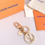 Louis Vuitton LV Circle Bag Charm & Key Holder M68000 Golden