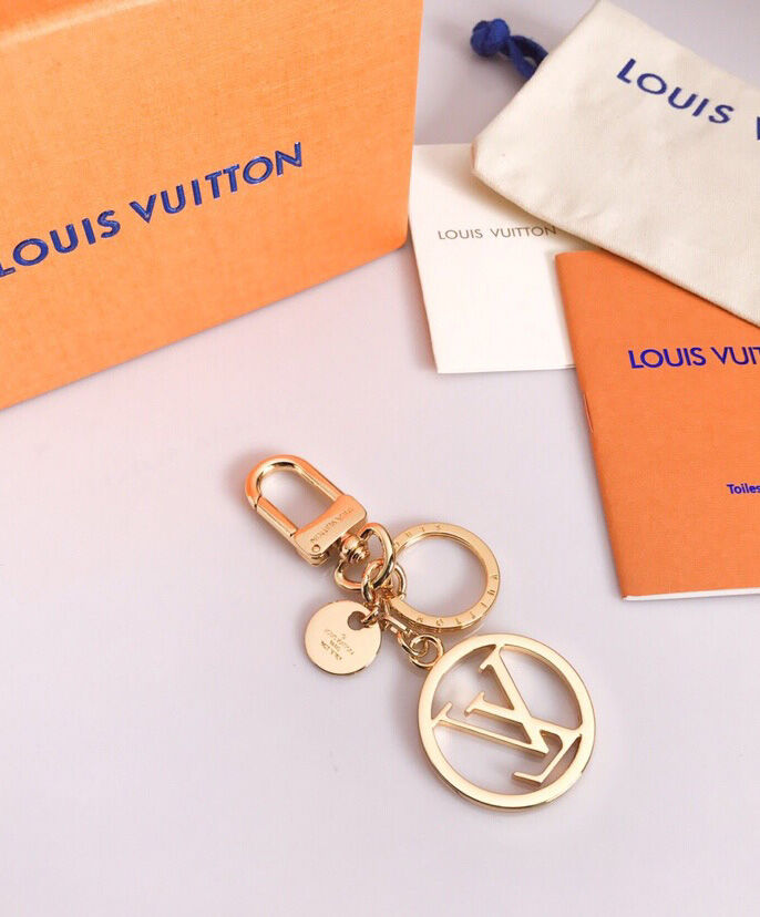 Louis Vuitton LV Circle Bag Charm & Key Holder M68000 Golden