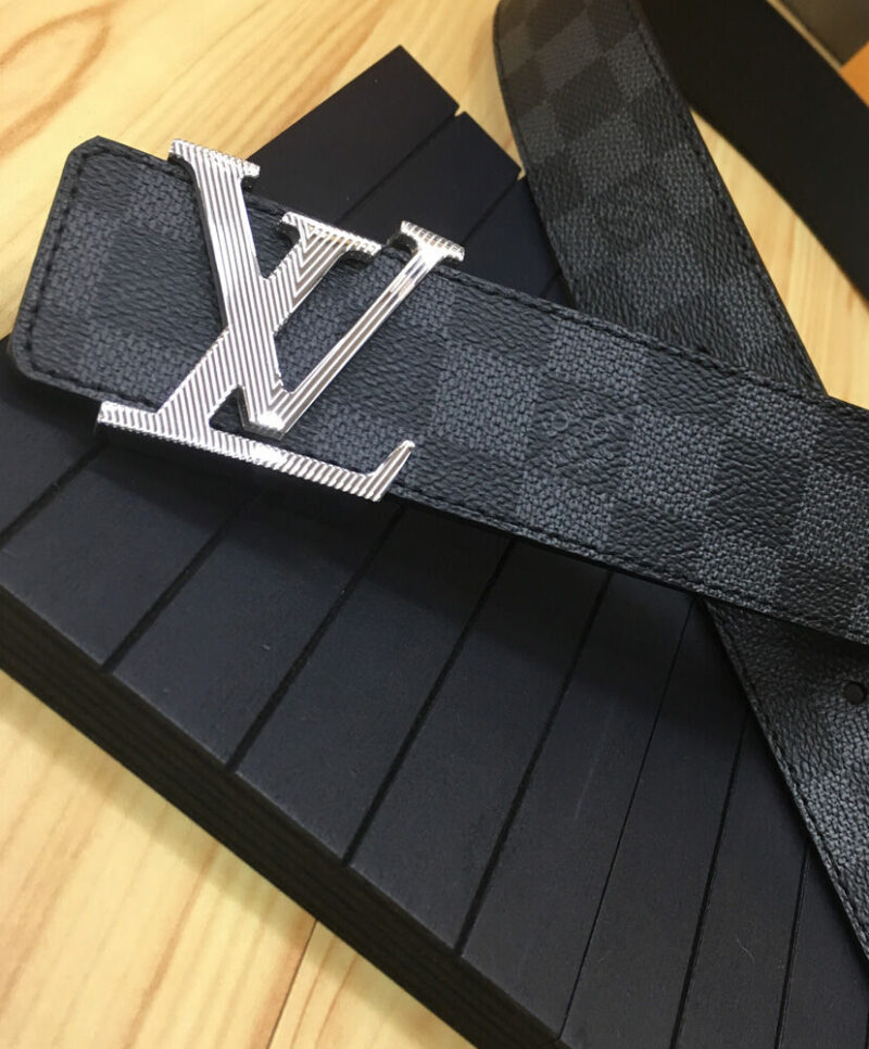Louis Vuitton LV Initiales 40mm Black