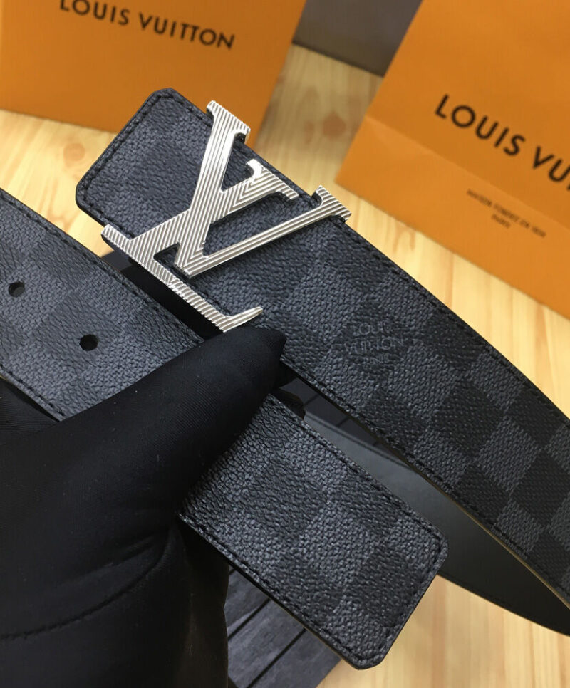 Louis Vuitton LV Initiales 40mm Black