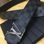 Louis Vuitton LV Initiales 40mm Black