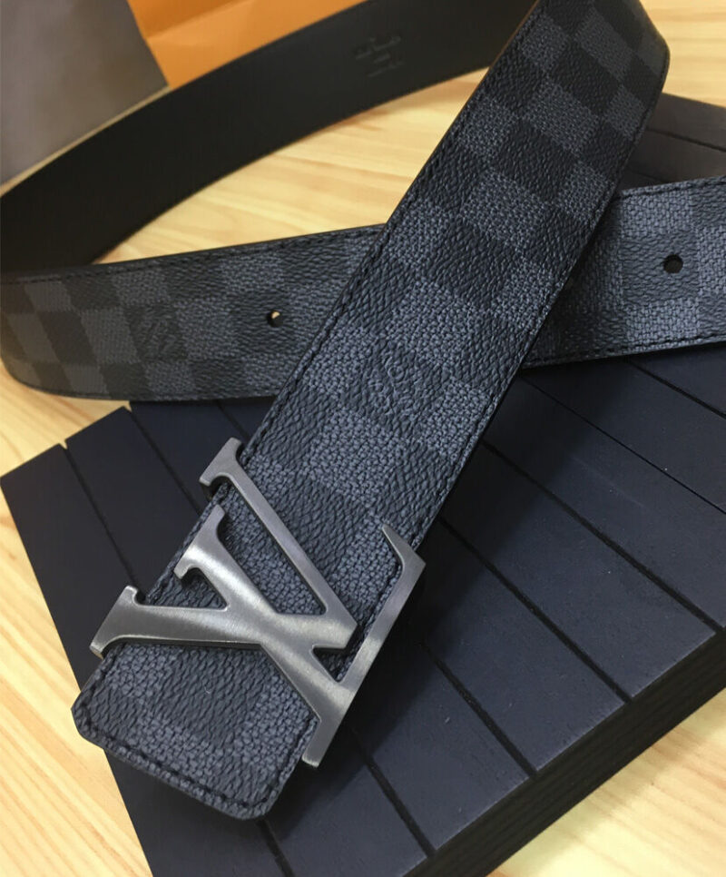 Louis Vuitton LV Initiales 40mm Black
