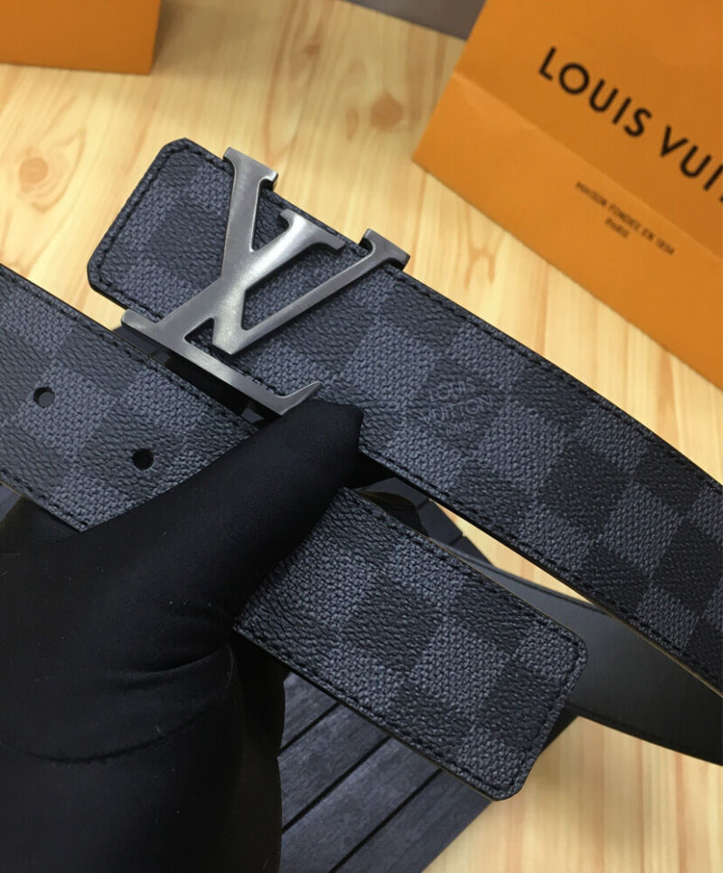Louis Vuitton LV Initiales 40mm Black