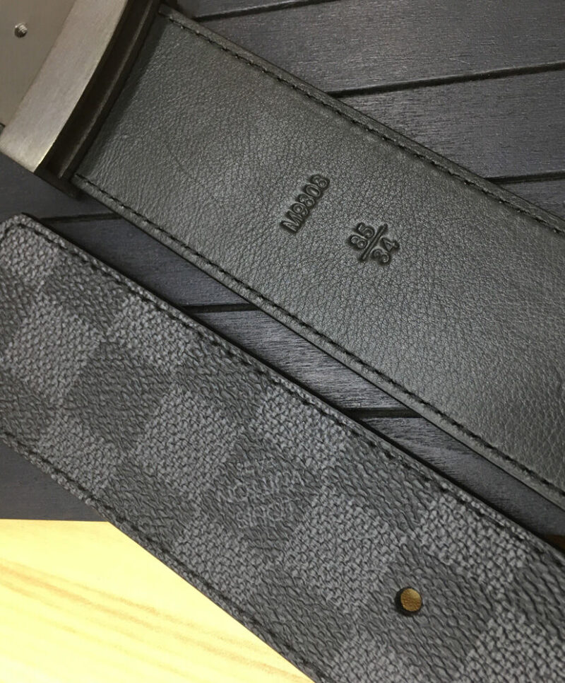 Louis Vuitton LV Initiales 40mm Black