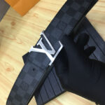 Louis Vuitton LV Initiales 40mm Black