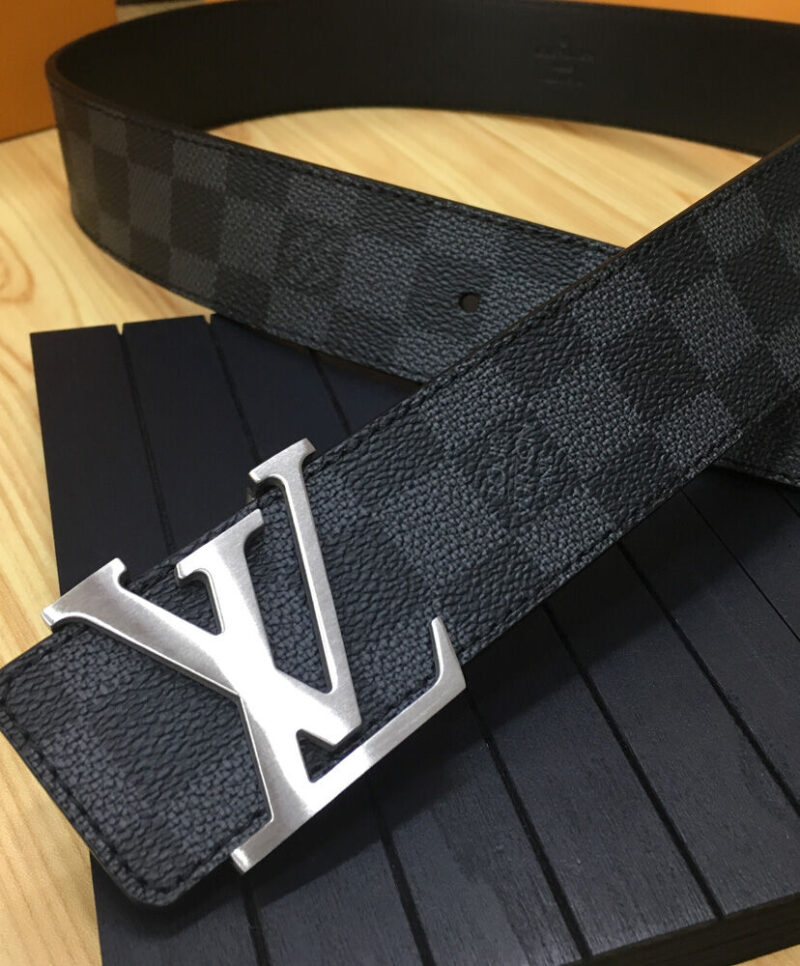Louis Vuitton LV Initiales 40mm Black