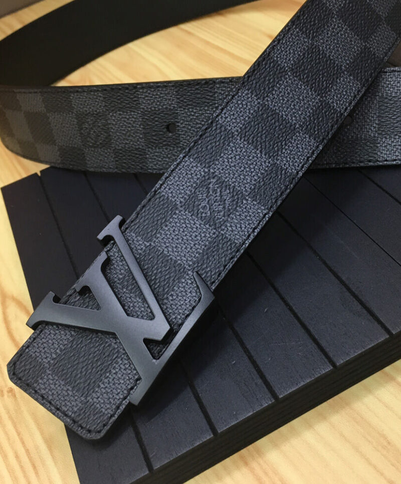 Louis Vuitton LV Initiales 40mm Black