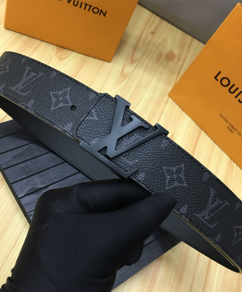 Louis Vuitton LV Initiales 40mm Black