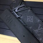 Louis Vuitton LV Initiales 40mm Black