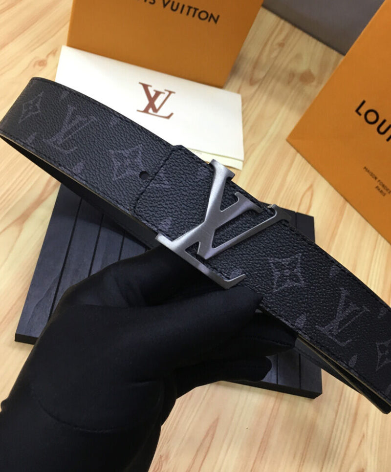 Louis Vuitton LV Initiales 40mm Black
