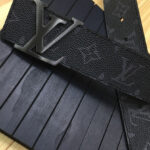 Louis Vuitton LV Initiales 40mm Black