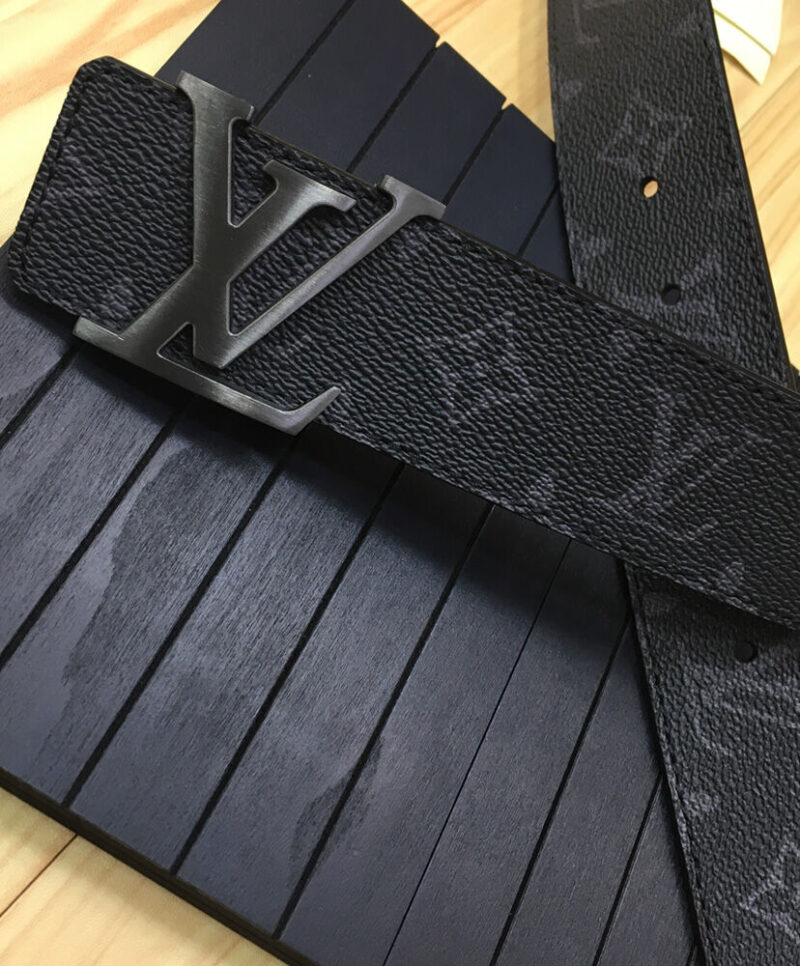 Louis Vuitton LV Initiales 40mm Black