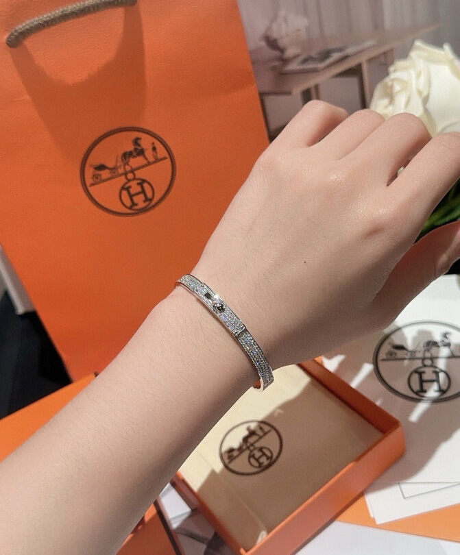 Hermes Kelly Bracelet, Small Model Silver