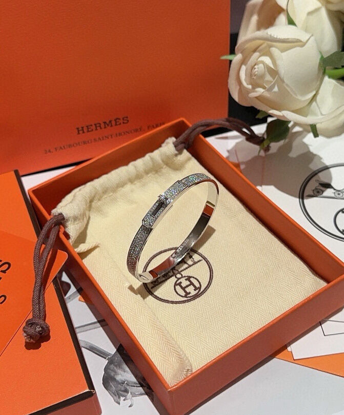 Hermes Kelly Bracelet, Small Model Silver