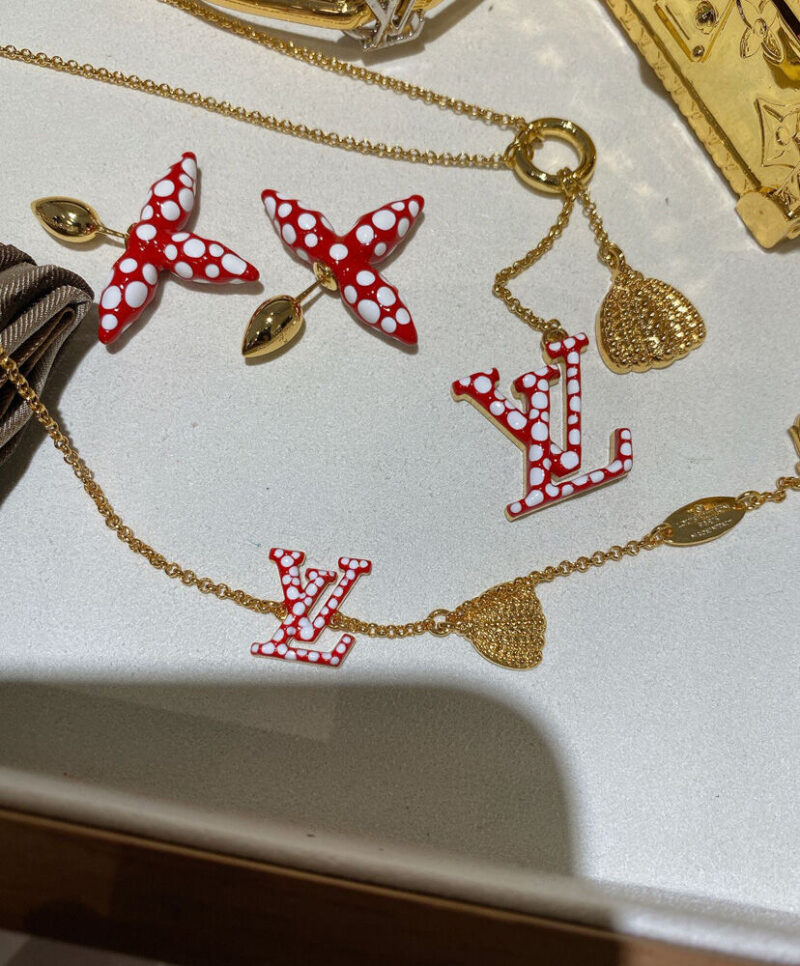 Louis Vuitton Women's LV x YK LV Iconic Infinity Dots Bracelet
