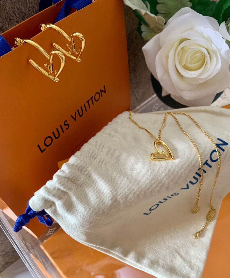 Louis Vuitton Limited Edition - Fall In Love Heart Earrings PM M00463 Golden