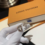 Louis Vuitton Colour Blossom BB Between The Finger Ring Q9J81H Red