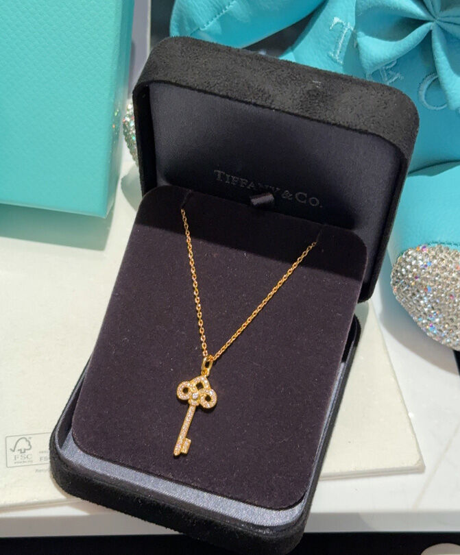 Tiffany Women's Fleur De Lis Key Golden