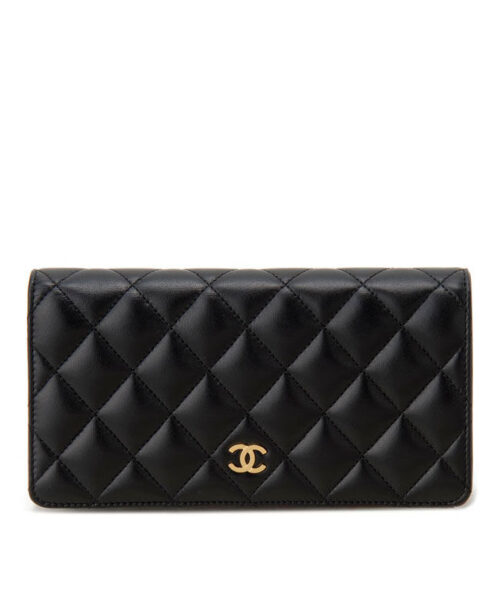 Chanel Quilted Bi-fold Wallet in Lambskin Black