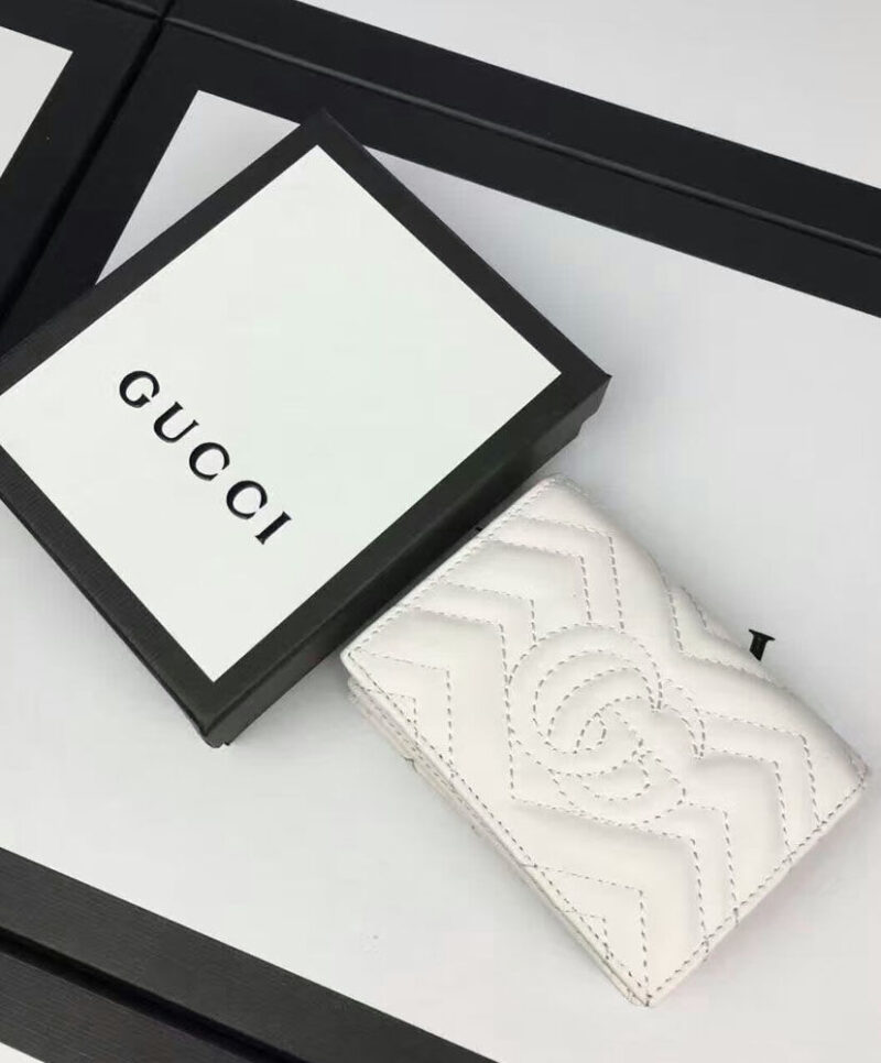 Gucci Women's GG Marmont card case 443125
