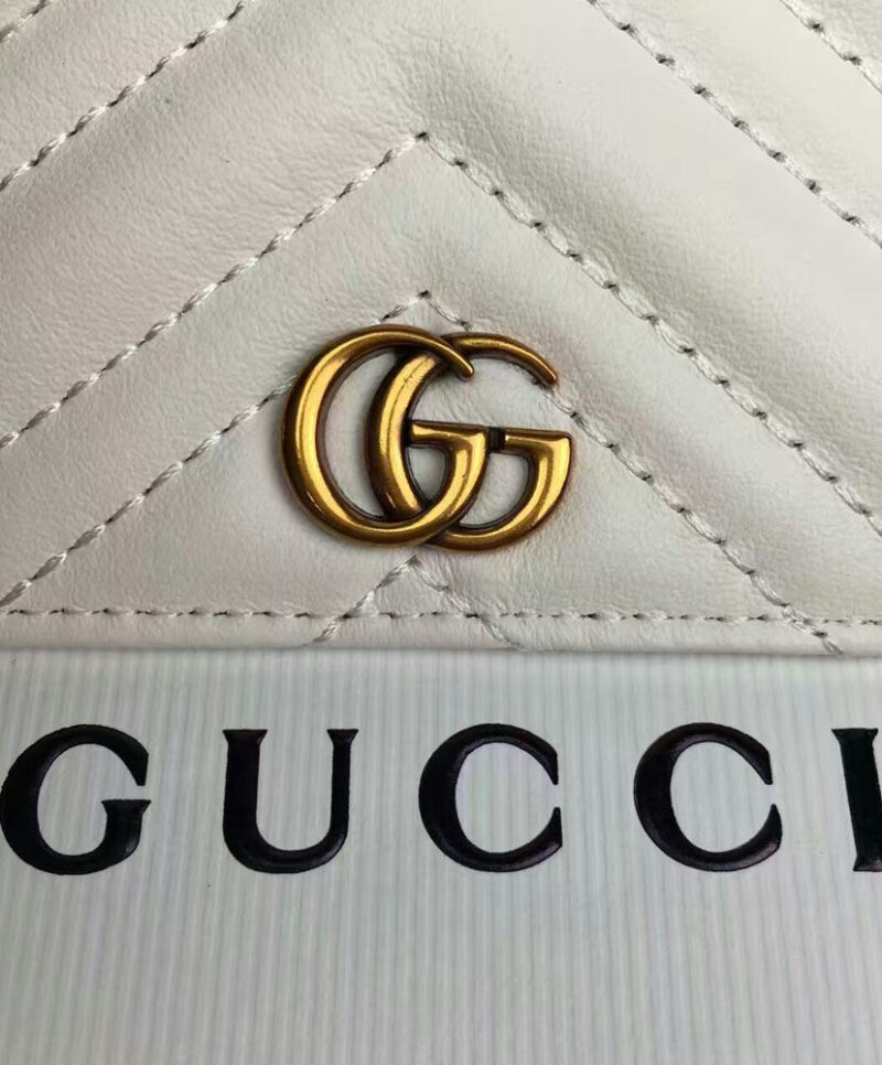 Gucci Women's GG Marmont card case 443125