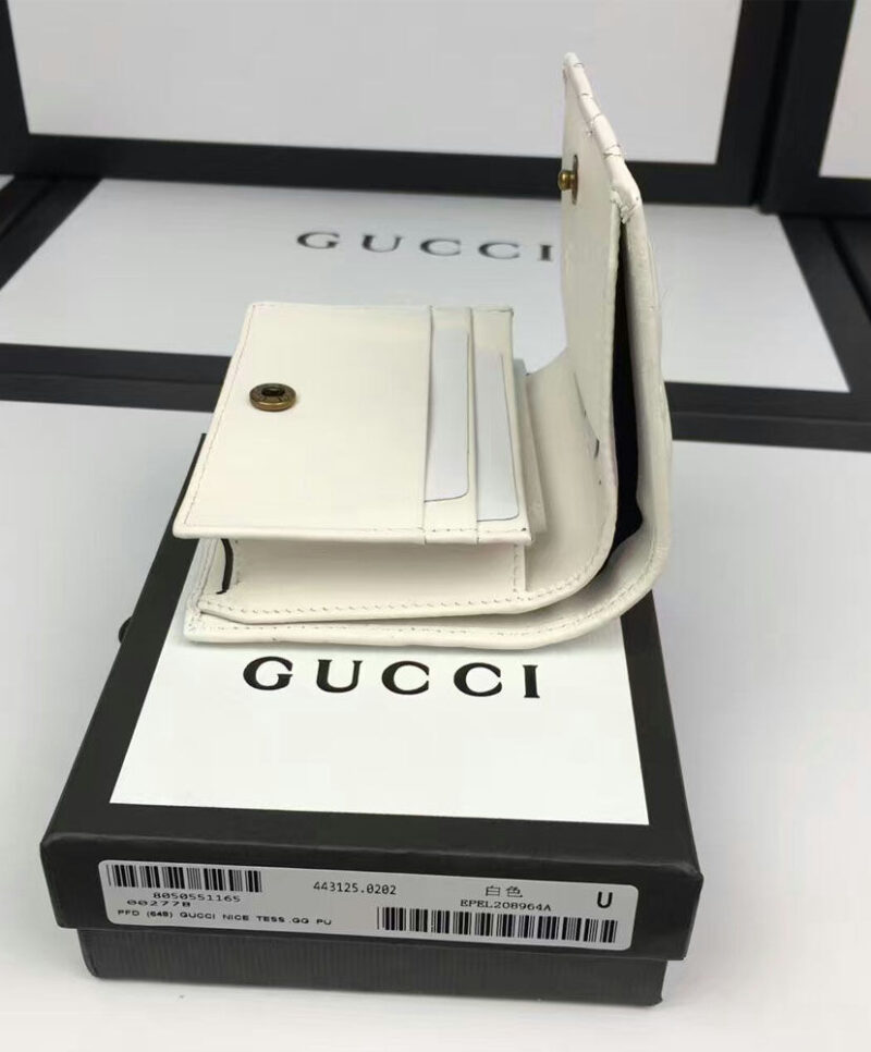 Gucci Women's GG Marmont card case 443125