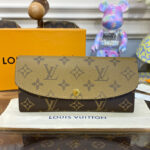 Louis Vuitton Emilie Wallet M82157 Apricot