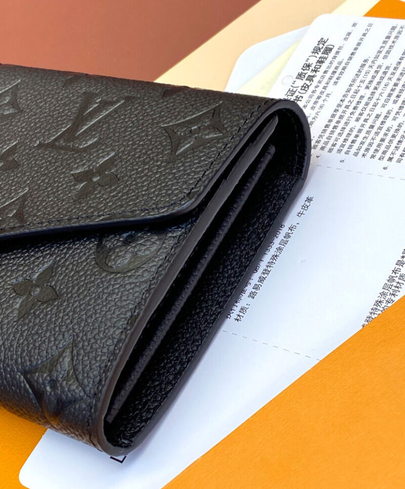 Louis Vuitton Sarah Wallet M82257 Black