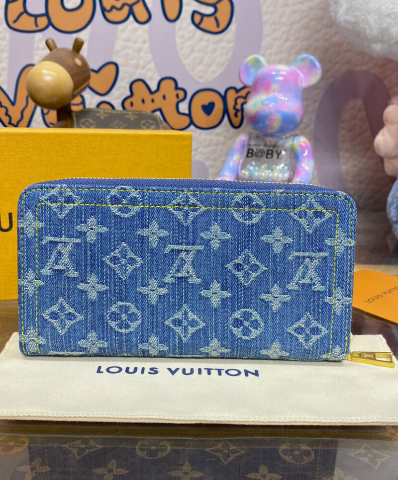 Louis Vuitton Zippy Wallet M82958 Blue