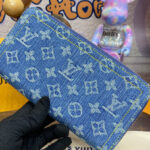 Louis Vuitton Zippy Wallet M82958 Blue