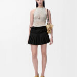 Loewe Women's Pleated Shorts In Viscose And Linen Black