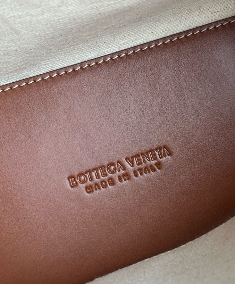 Bottega Veneta Small Andiamo Coffee