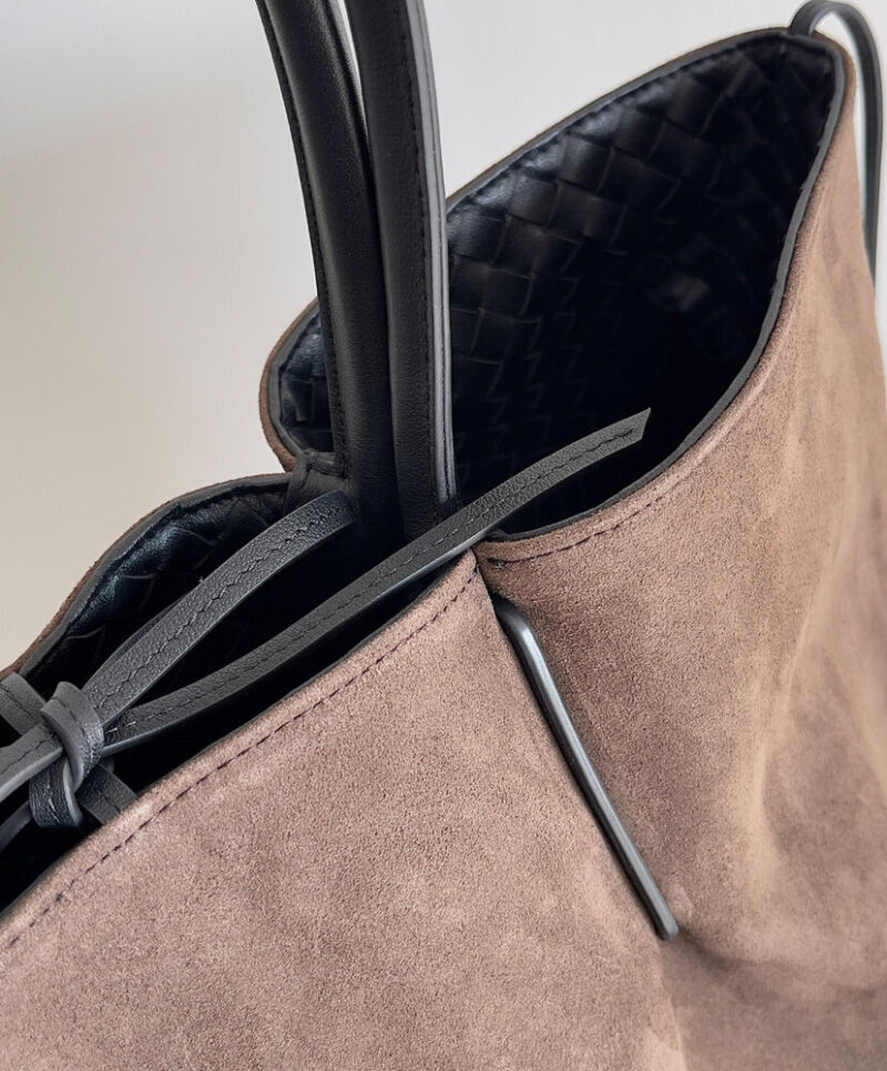 Bottega Veneta Pinacoteca Black