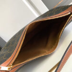 Celine Heloise Bag In Triomphe Canvas And Calfskin Coffee