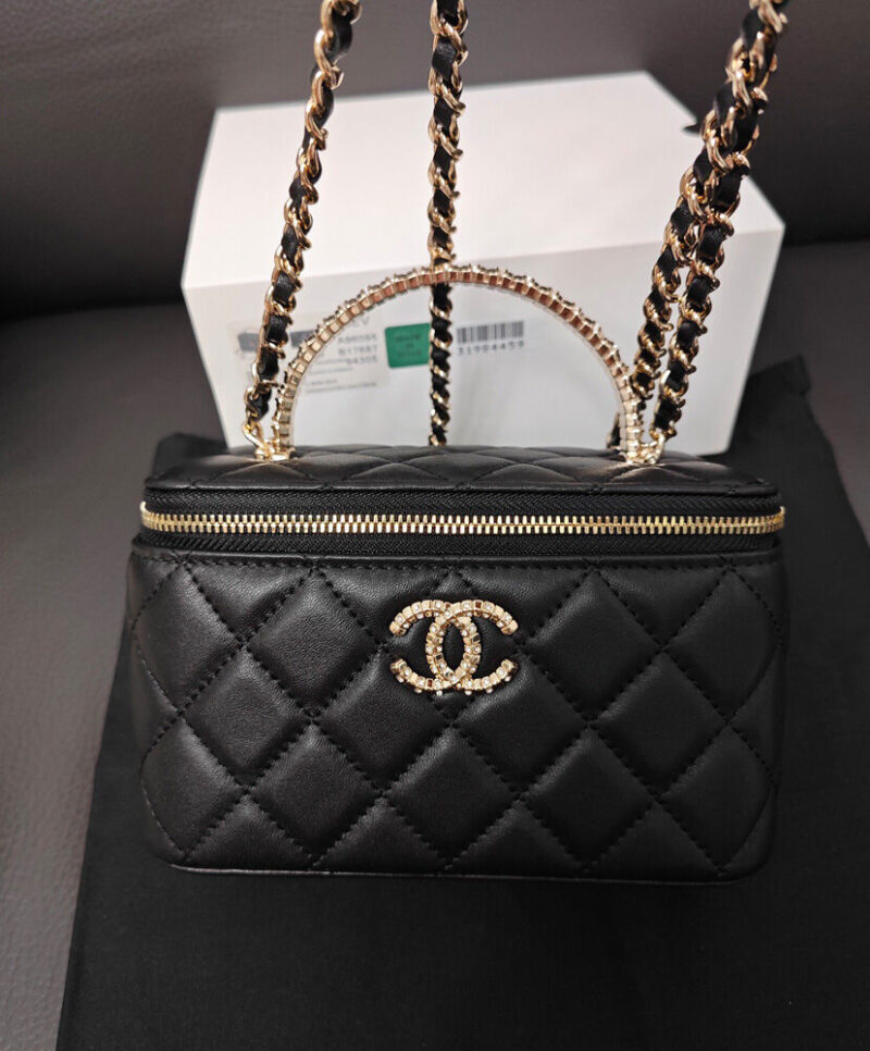 Chanel Clutch With Chain AP4046 Black