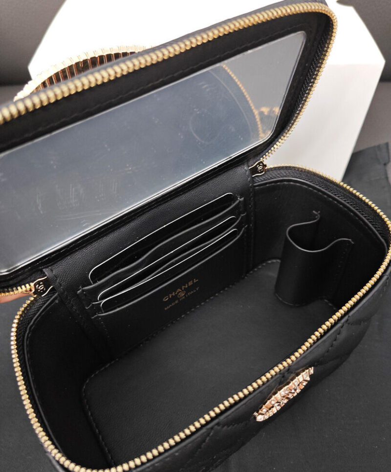 Chanel Clutch With Chain AP4046 Black