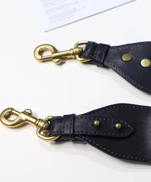 Christian Dior Wide shoulder strap S8540