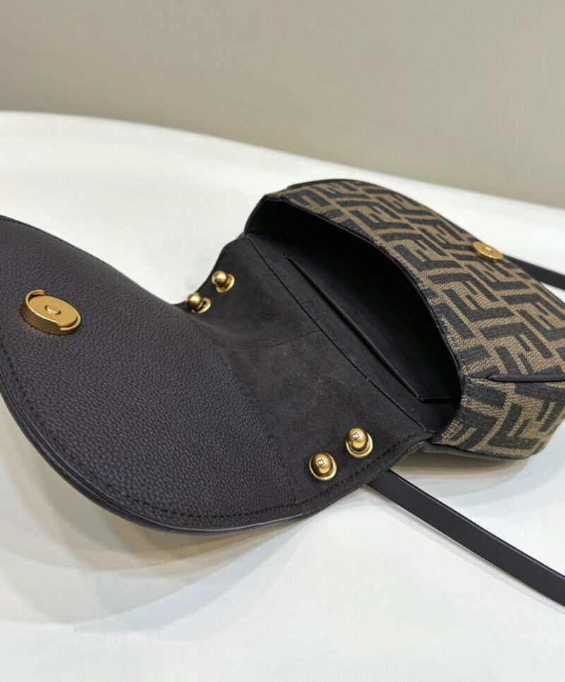Fendi C'mon Small 8BS082 Coffee
