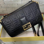 Fendi Baguette Large 8BR771