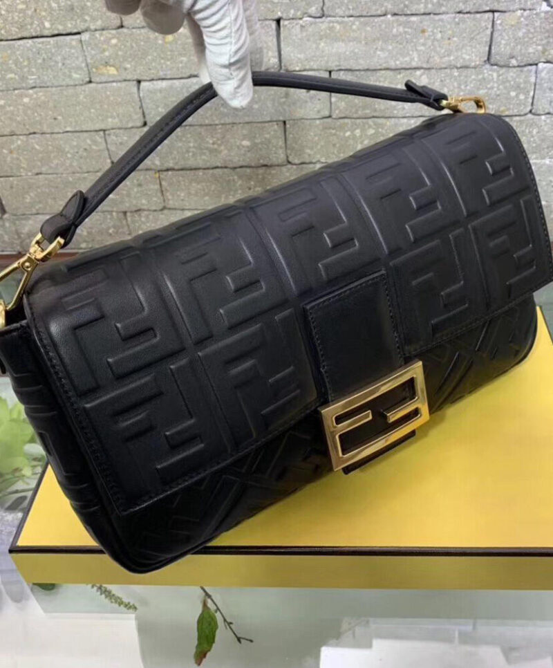 Fendi Baguette Large 8BR771
