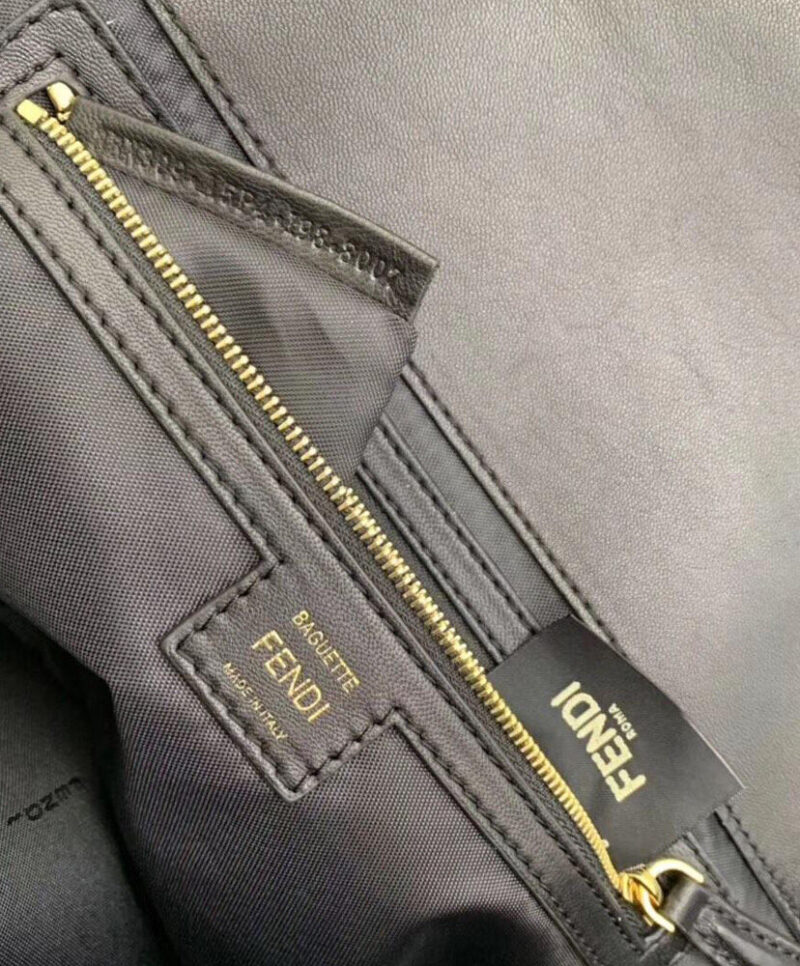 Fendi Baguette Large 8BR771