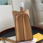 Fendi Peekaboo Iseeu Medium 8BN321