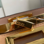 Fendi Peekaboo Iseeu Medium 8BN321