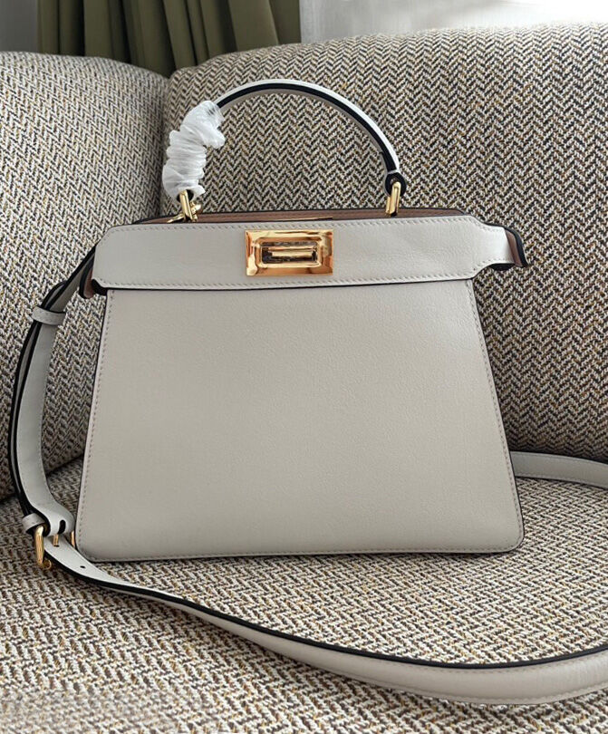 Fendi Peekaboo Iseeu Small 8BN327
