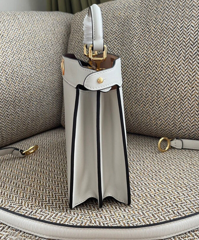 Fendi Peekaboo Iseeu Small 8BN327