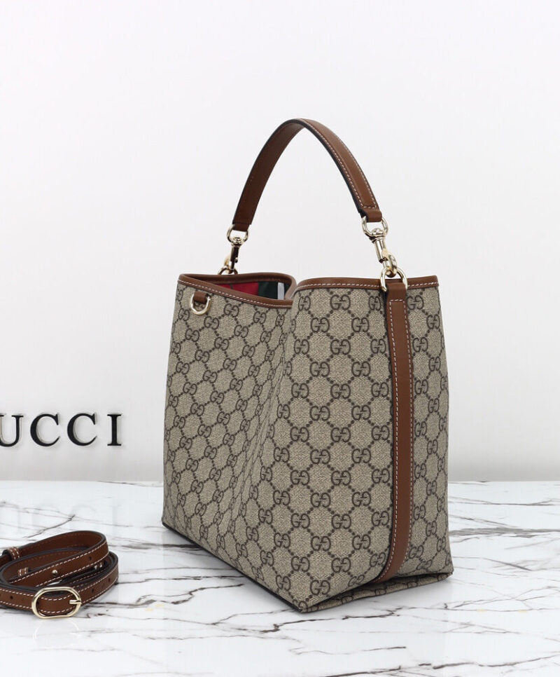 Gucci GG Emblem Medium Bucket Bag 815103