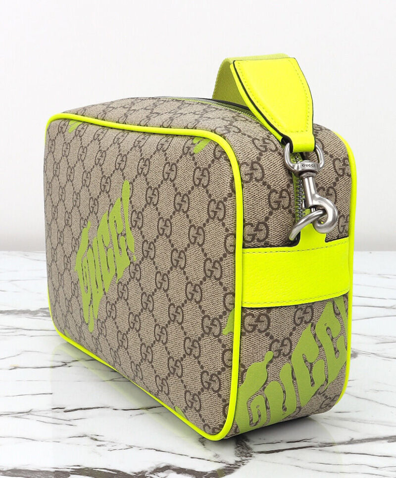 Gucci Medium Crossbody Bag With Print 839380 Green