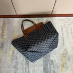 Gucci Totissima Medium Reversible Tote 820481 Coffee